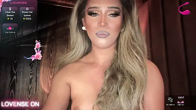 Lo_la_69 live sex cam