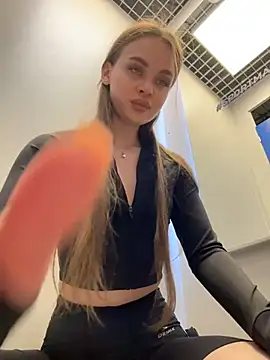 KristiRich's cam snapshot