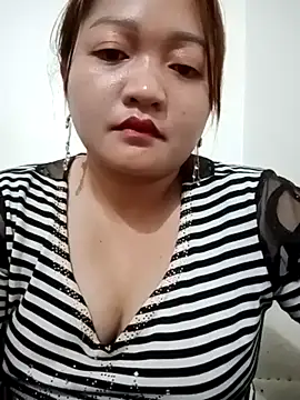 Yong-my's cam snapshot