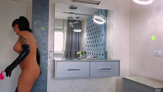 Theowonder's cam snapshot