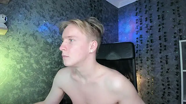 AlexxSweet live sex cam