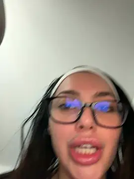 MyaSplash's cam snapshot