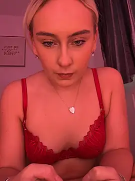 Scarletbx's cam snapshot