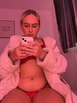 Scarletbx's cam snapshot