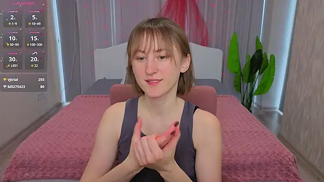 LuluChiiii live sex cam