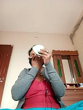 Neha-Roy's cam snapshot