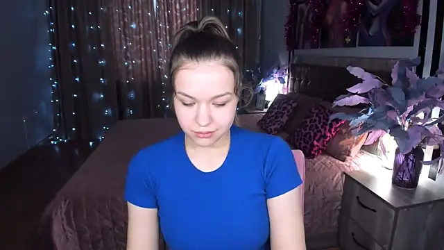 SimaHeaven's cam snapshot