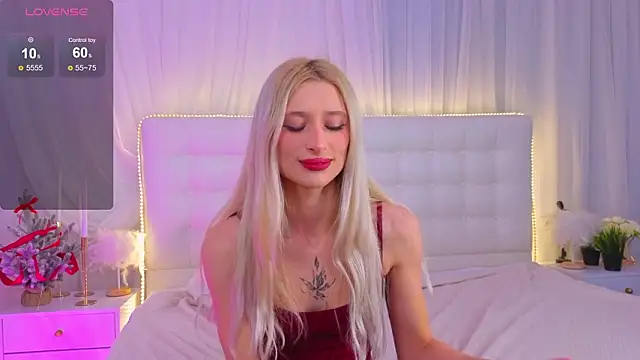 Monica_Leen's cam snapshot