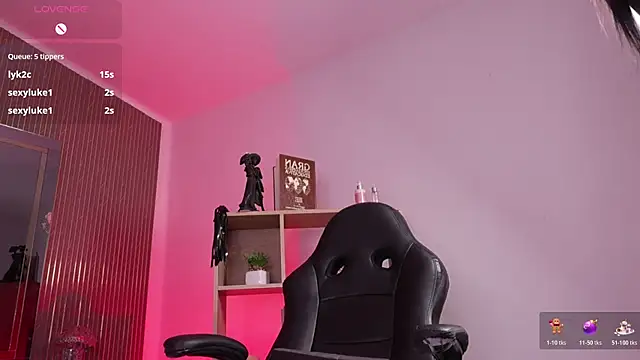 CleeoAdams_'s cam snapshot