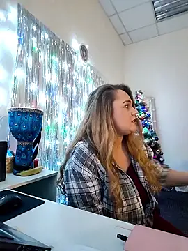 Juicy_PeachLux's cam snapshot