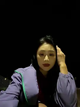 so-linger live sex cam