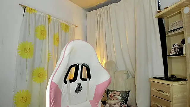 Sweet_milady's cam snapshot