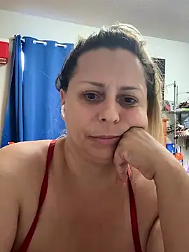 Hotslut187 live sex cam