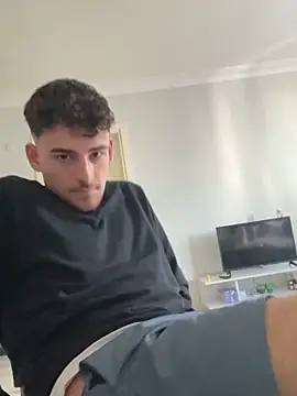 Yasinyasin7 live sex cam