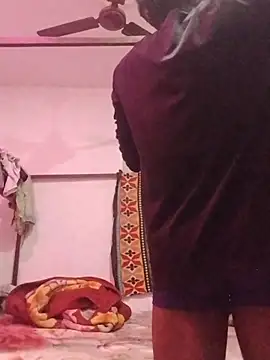 Binny91 live sex cam