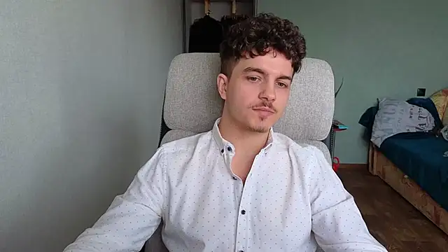 Remy_Miles live sex cam