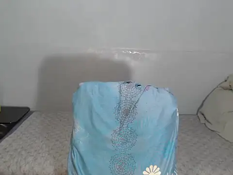 Lovely_reb's cam snapshot