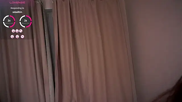 JanellHousen live sex cam