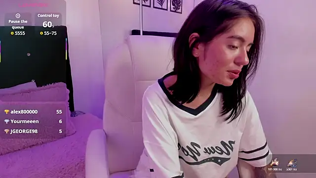 Eiimy_Milleer_'s cam snapshot