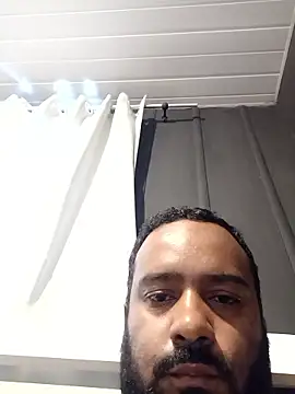 SilentAdventurer live sex cam