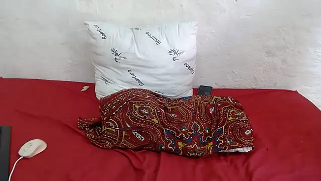 Thickchocolatex2's cam snapshot