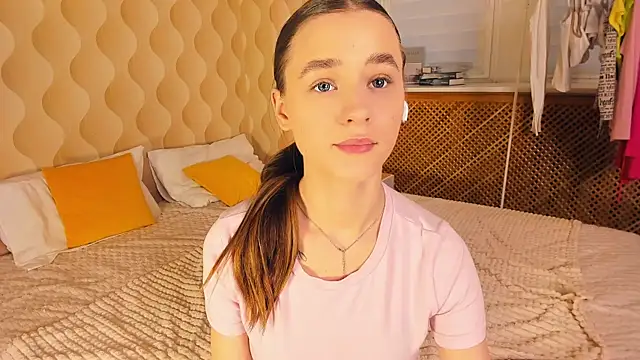 JinnyMcie live sex cam