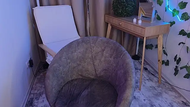 crisp1n live sex cam