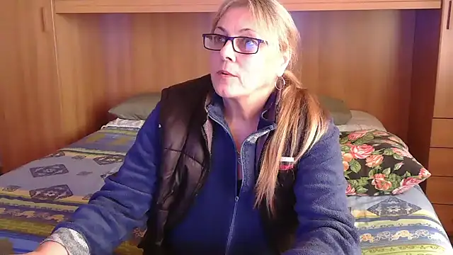 pussy_boom4u's cam snapshot