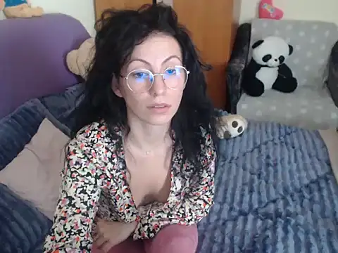 Emmatoo's cam snapshot