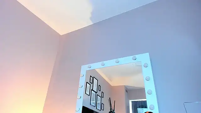 vicky_squirtz's cam snapshot