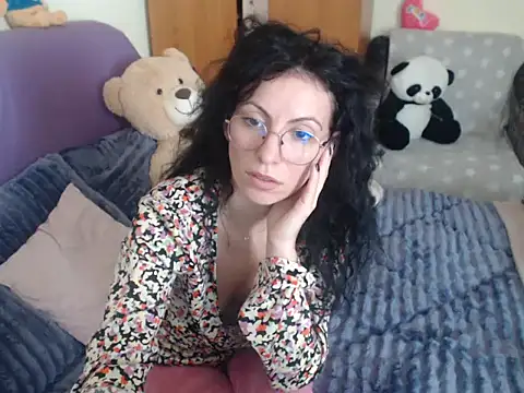 Emmatoo's cam snapshot