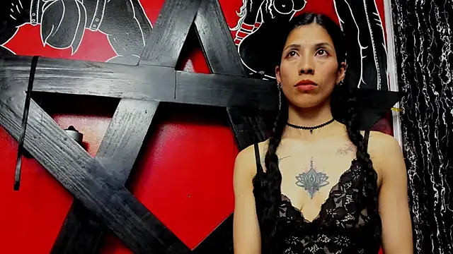 damian_and_tiana's cam snapshot