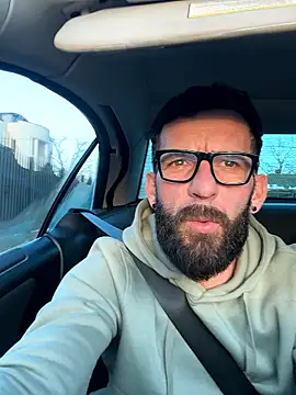 Michel_huge's cam snapshot