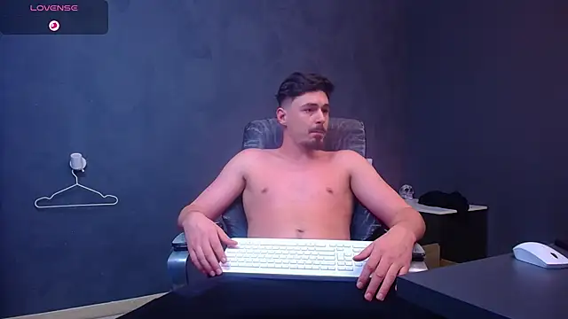 EnzoRace's cam snapshot