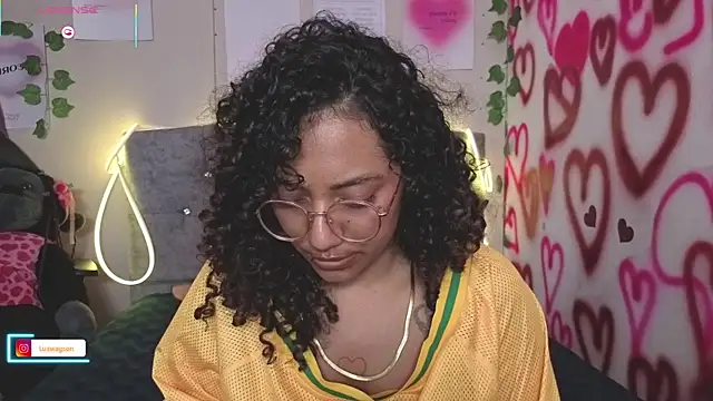 LuckySwagson's cam snapshot