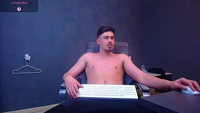 EnzoRace's cam snapshot