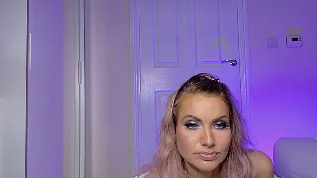 Tinkerbell822's cam snapshot