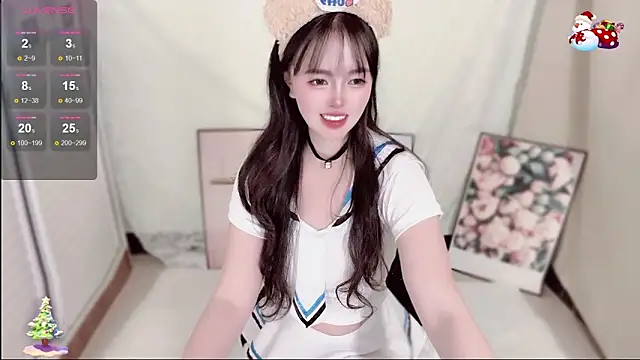 Seven77- live sex cam