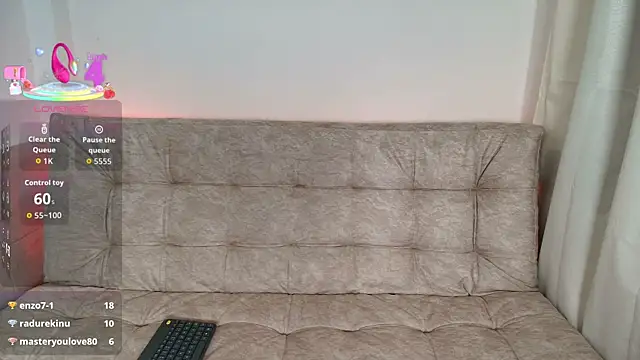 Megan_Ivy's cam snapshot