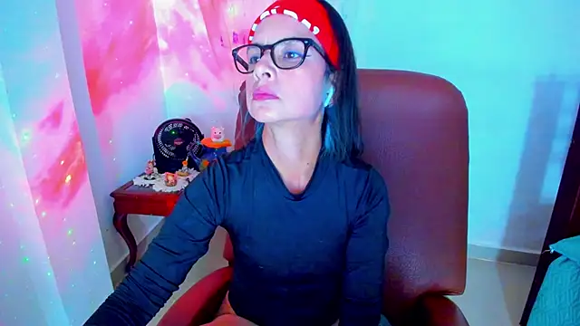 BrianaGarner's cam snapshot