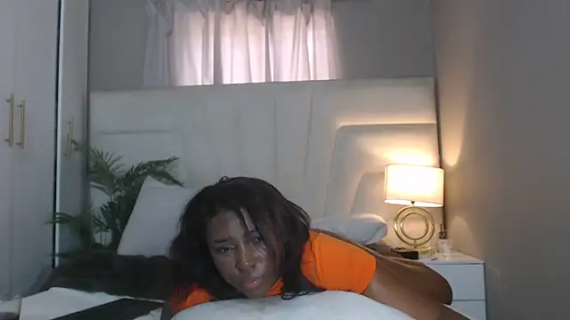 naughtyblackdolie live sex cam