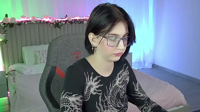 ElenaSomerhalder's cam snapshot