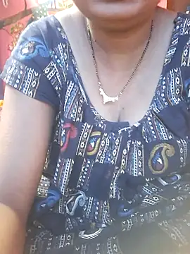 Romance_Aliya's cam snapshot