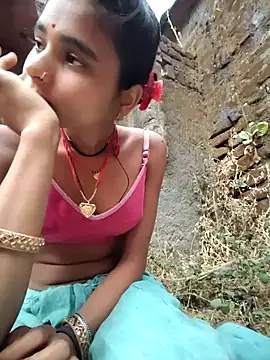 R_Roshni live sex cam