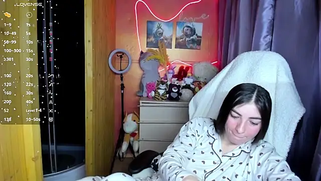 Fiery_Brunette_ live sex cam