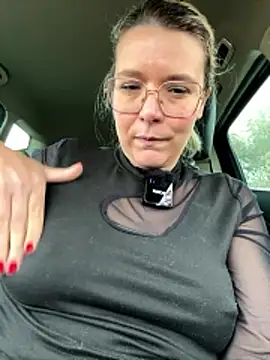 EmyLana live sex cam