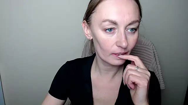 LiaSeass_'s cam snapshot