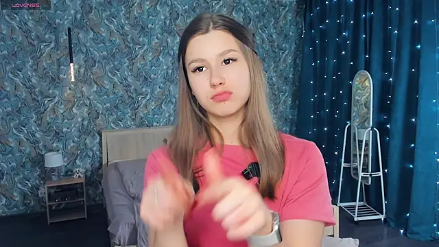 MondoNeko live sex cam