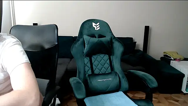 JoannaAndNeighbour's cam snapshot