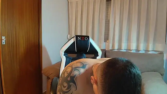 Milanthompson2025's cam snapshot